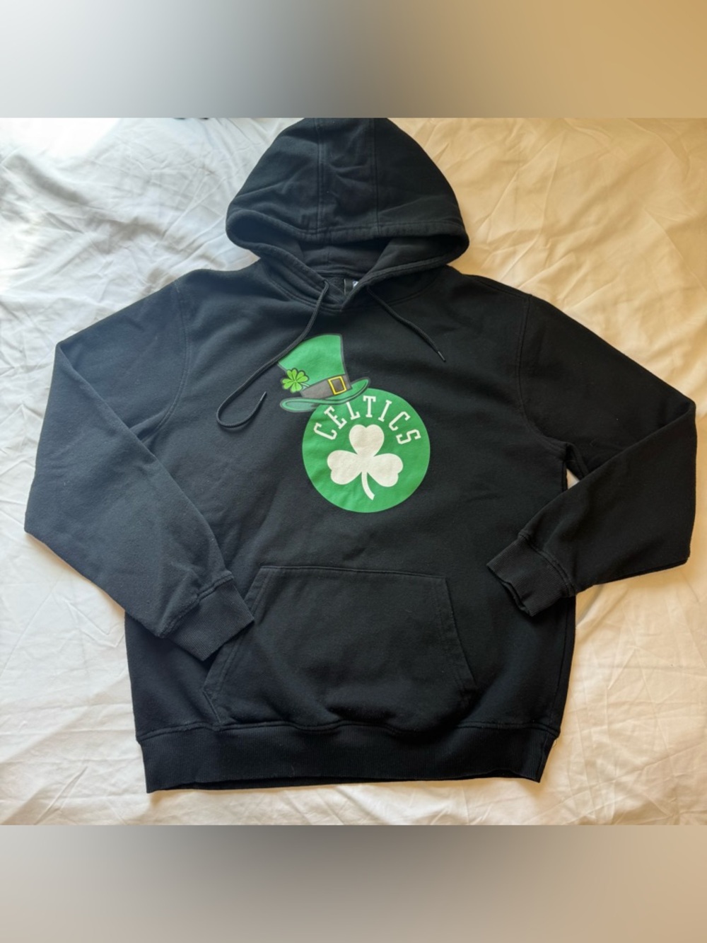 Boston Celtics NBA Leprechaun Hat Black Hoodie Pullover Mens Medium Sportswear